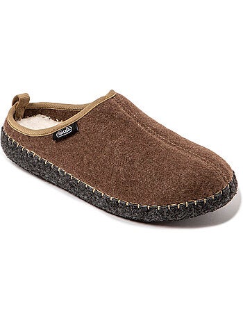 Chaussons unisexes Nuvola avec semelle en gomme.