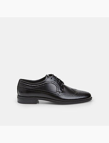 Chaussure à lacets avec brogue Bata