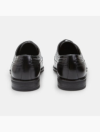 Chaussure à lacets avec brogue Bata