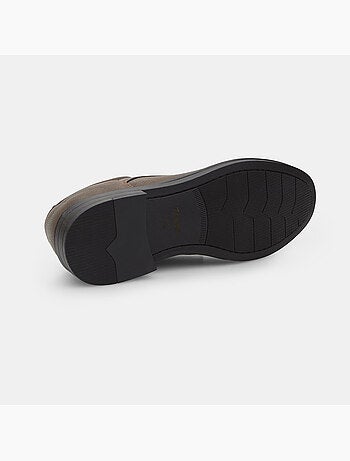 Chaussure à lacets Bata