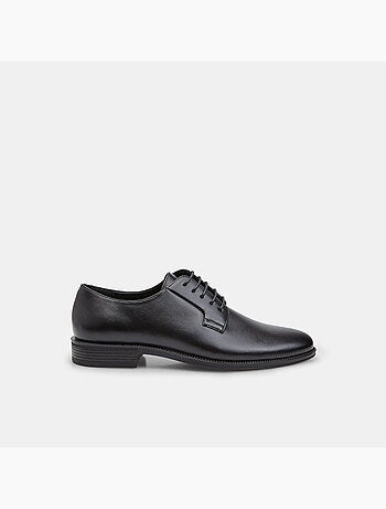 Chaussure à lacets Bata