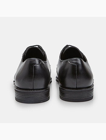 Chaussure à lacets Bata