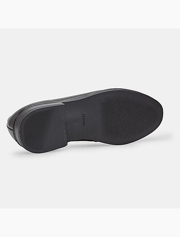 Chaussure à lacets Bata