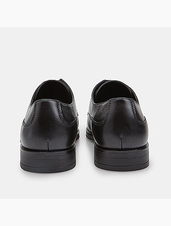 Chaussure à lacets Bata