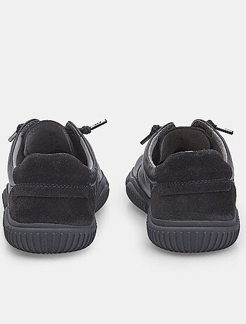 Chaussure à lacets en cuir Bata