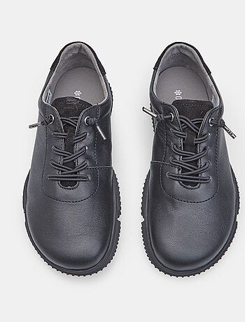 Chaussure à lacets en cuir Bata