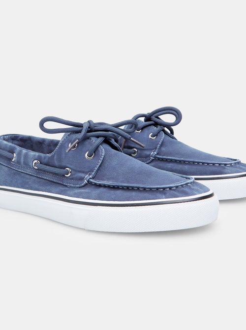 Chaussure bateau BATA - Kiabi Chaussure bateau BATA - Kiabi