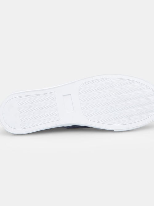 Chaussure bateau BATA - Kiabi Chaussure bateau BATA - Kiabi