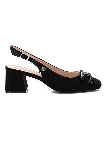 Chaussure entreprise à talon avec boucle