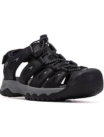 Chaussure fermeture adhérente