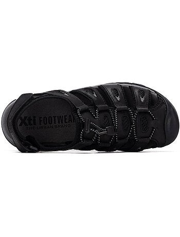 Chaussure fermeture adhérente