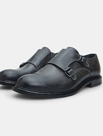 chaussures à boucles en cuir BATA