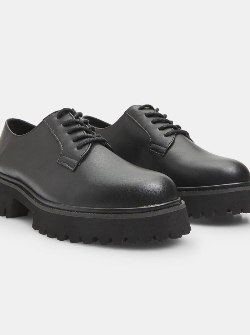 Chaussures à lacets avec semelle à crampons BATA Noir - Kiabi