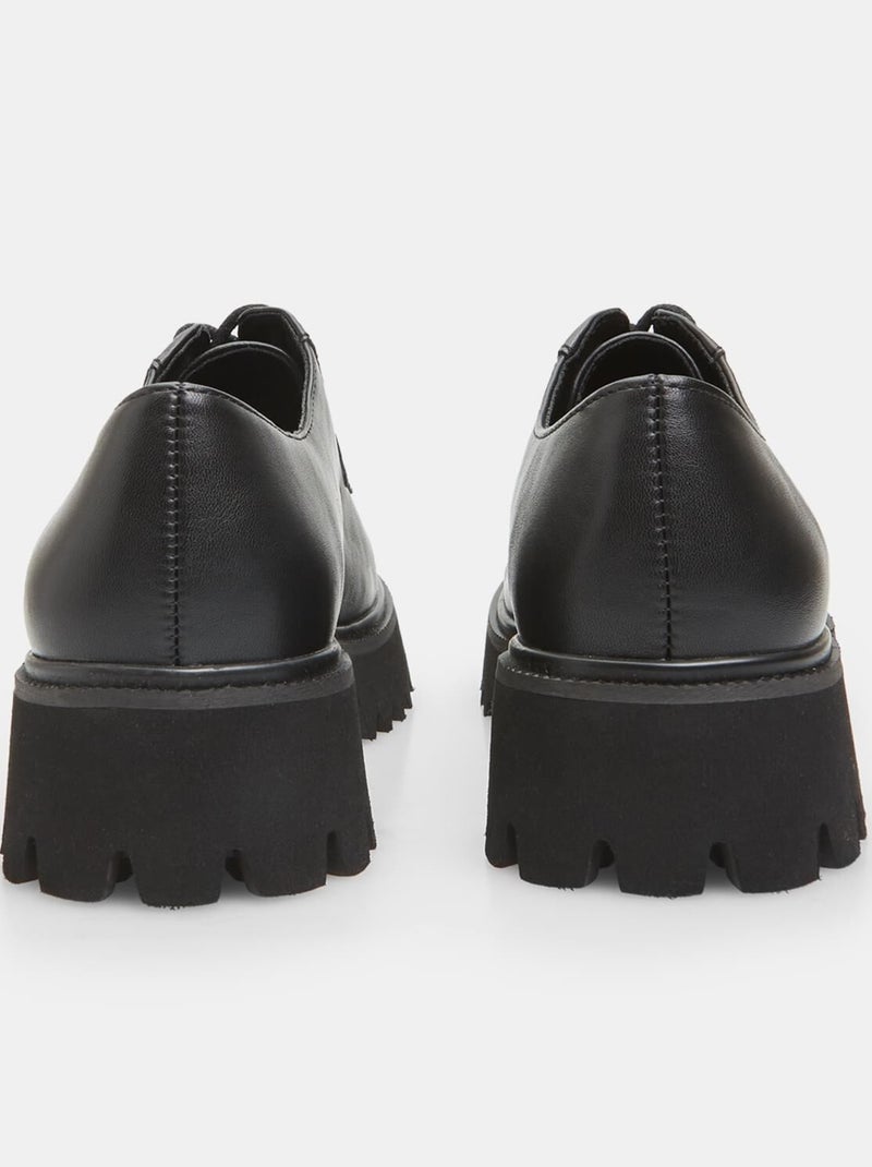 Chaussures à lacets avec semelle à crampons BATA Noir - Kiabi