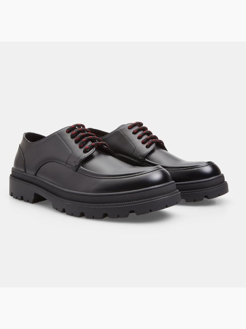 Chaussures à lacets avec semelle track bata - Kiabi Chaussures à lacets avec semelle track bata - Kiabi