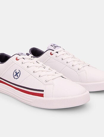 Chaussures à lacets BATA