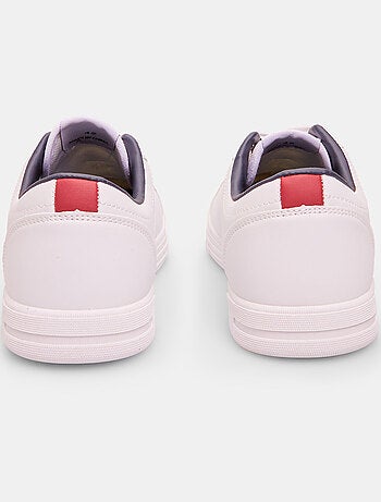 Chaussures à lacets BATA