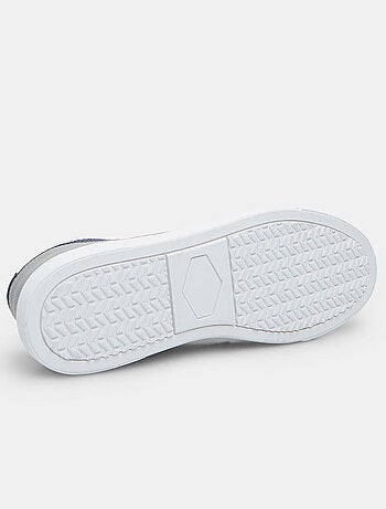 Chaussures à lacets BATA