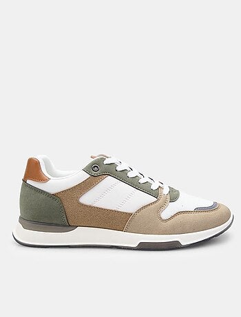 Chaussures à lacets BATA confortables