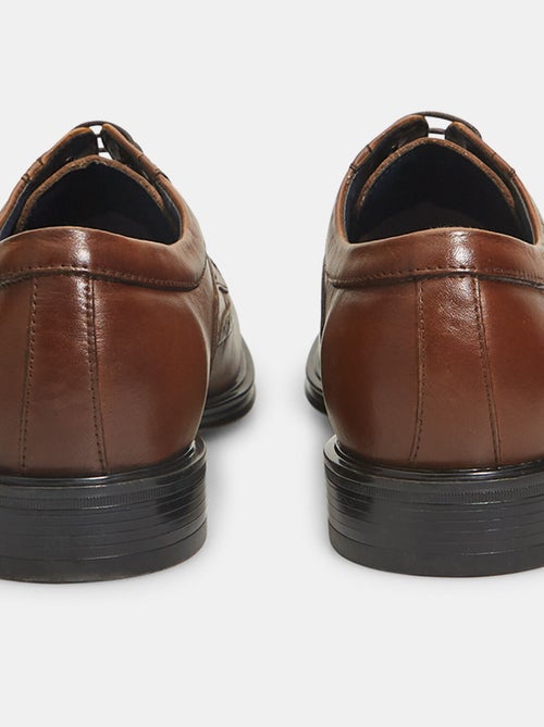 Chaussures à lacets brogue Bata 24H en cuir - Kiabi