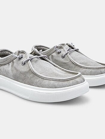 Chaussures à lacets comfortables BATA