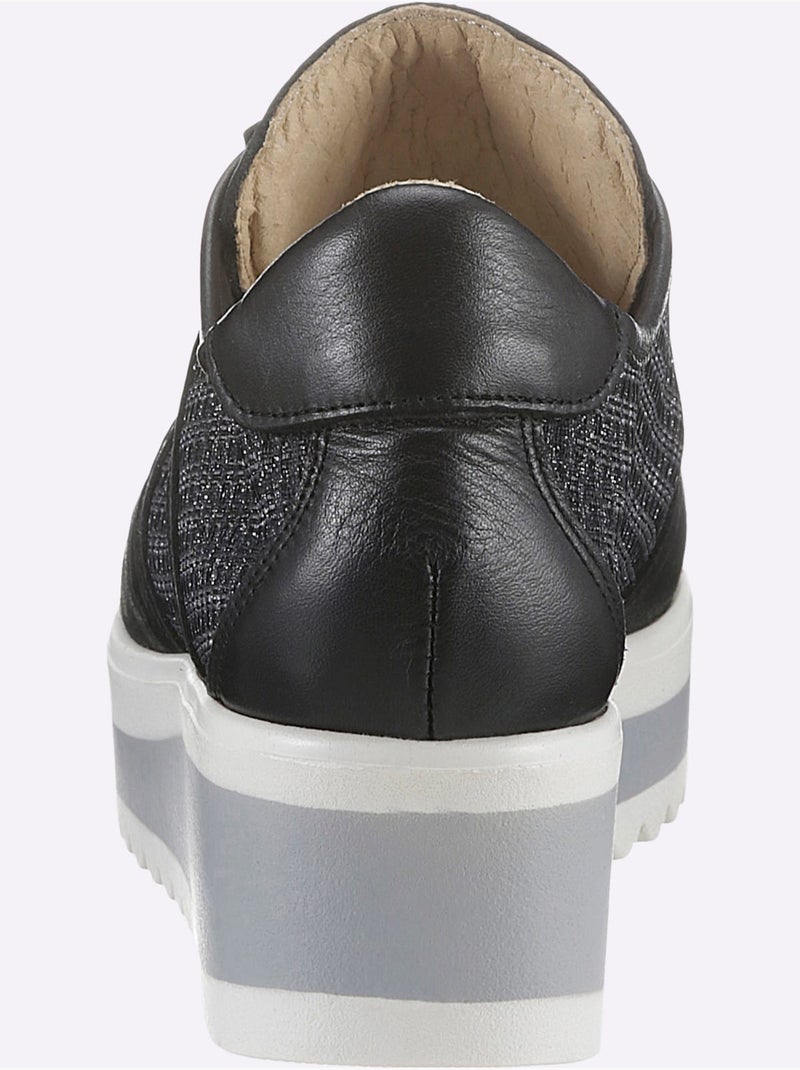 Chaussures à Lacets De Fabrication Espagnole - Taille Standard - Helline Noir - Kiabi