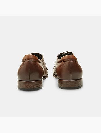 Chaussures à lacets Derby en Cuir BATA