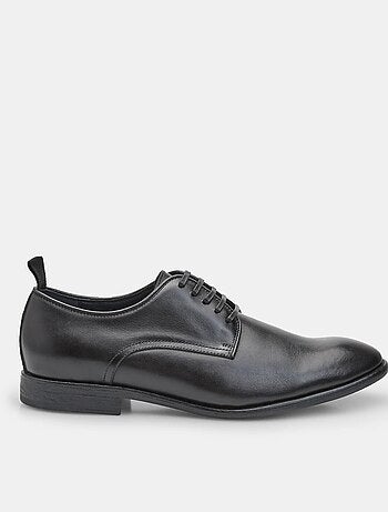 Chaussures à lacets derby en cuir bata