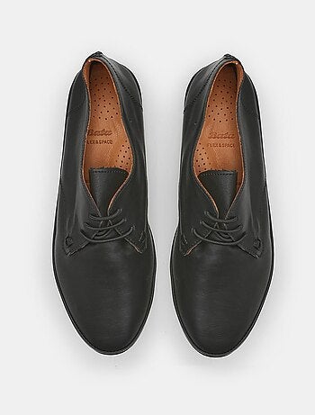 Chaussures à lacets déstructurées en cuir confortables BATA