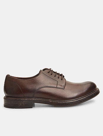 Chaussures à lacets en cuir BATA
