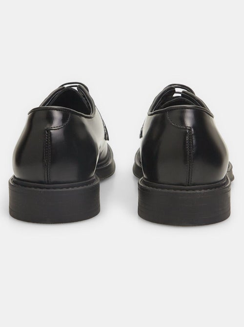 Chaussures à lacets en cuir  BATA - Kiabi