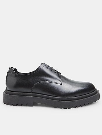 Chaussures à lacets en cuir bata