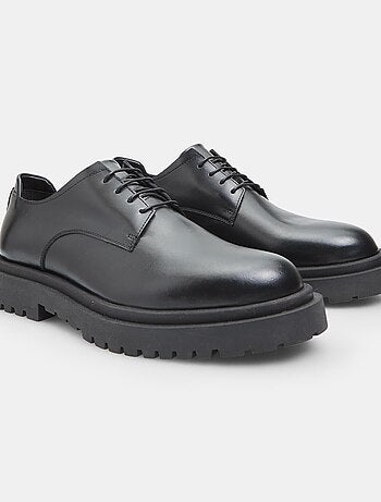 Chaussures à lacets en cuir bata