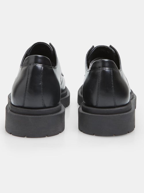Chaussures à lacets en cuir BATA - Kiabi