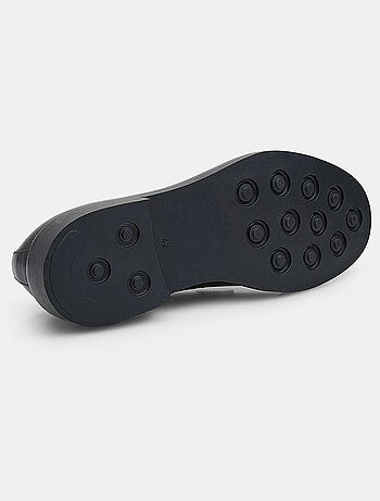 Chaussures à lacets en cuir Bata