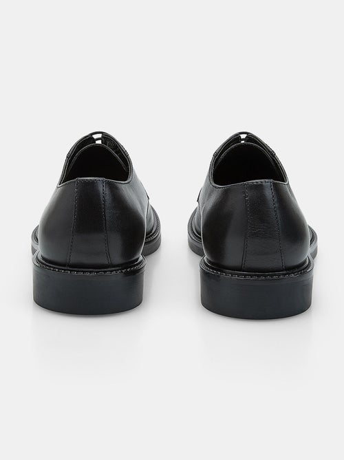 Chaussures à lacets en cuir Bata - Kiabi Chaussures à lacets en cuir Bata - Kiabi