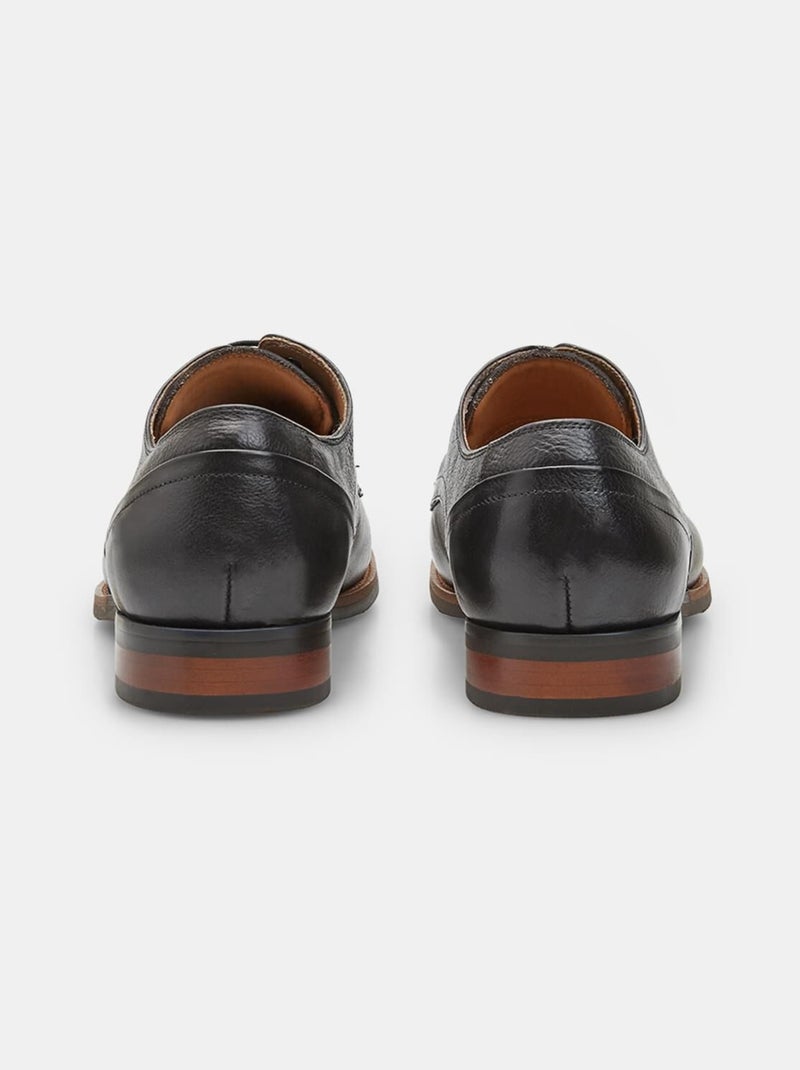 Chaussures à lacets en cuir  bata Noir - Kiabi