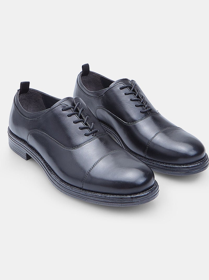 Chaussures à lacets en Cuir  BATA Noir - Kiabi