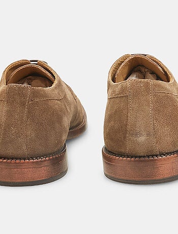 Chaussures à lacets en cuir BATA