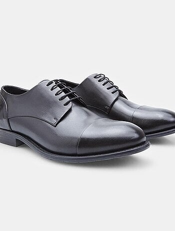 Chaussures à lacets en cuir confortables bata