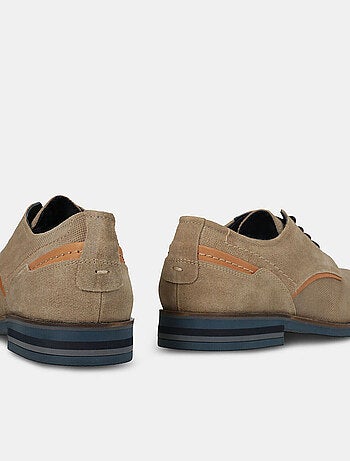 Chaussures à lacets en daim BATA