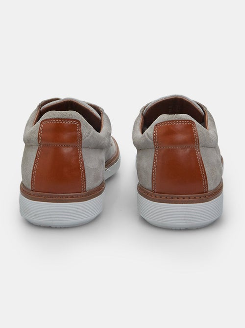Chaussures à lacets en daim BATA - Kiabi
