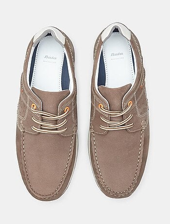 Chaussures à lacets en Nubuck comfortables BATA