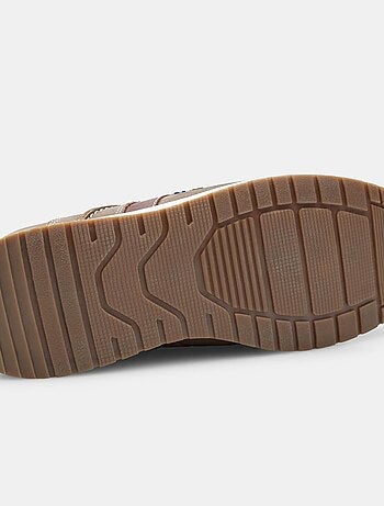 Chaussures à lacets en Nubuck comfortables BATA