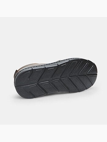 Chaussures à lacets