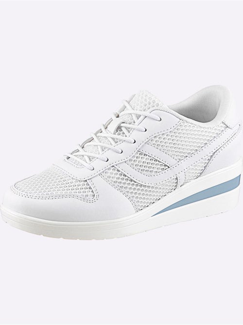 Chaussures à Lacets Superbe Mélange De Matières - Taille Standard - Helline - Kiabi Chaussures à Lacets Superbe Mélange De Matières - Taille Standard - Helline - Kiabi