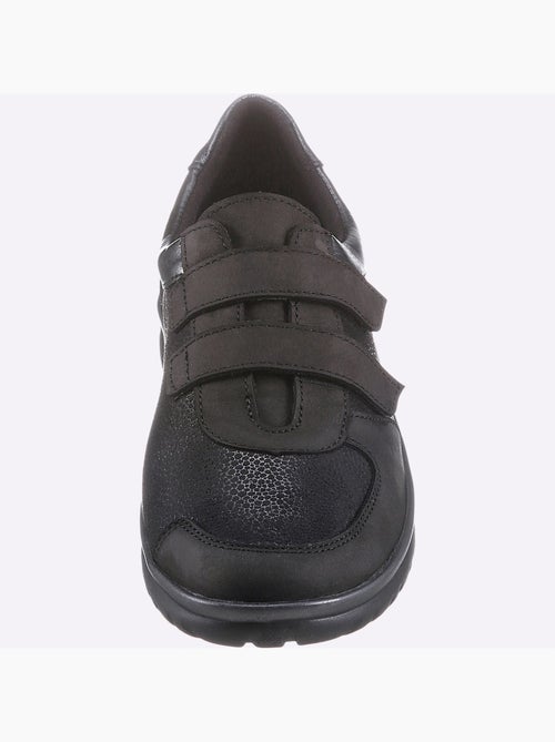 Chaussures auto-agrippantes avec finitions en cuir et semelle souple - taille standard - witt - Kiabi Chaussures auto-agrippantes avec finitions en cuir et semelle souple - taille standard - witt - Kiabi