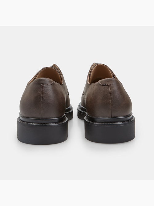 Chaussures Bata avec semelle track - Kiabi
