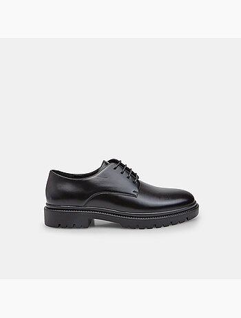 Chaussures Bata avec semelle track