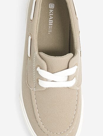 Chaussures bateau à lacets